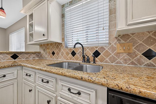 18307 Harrow Hill Drive, Houston, TX 77084