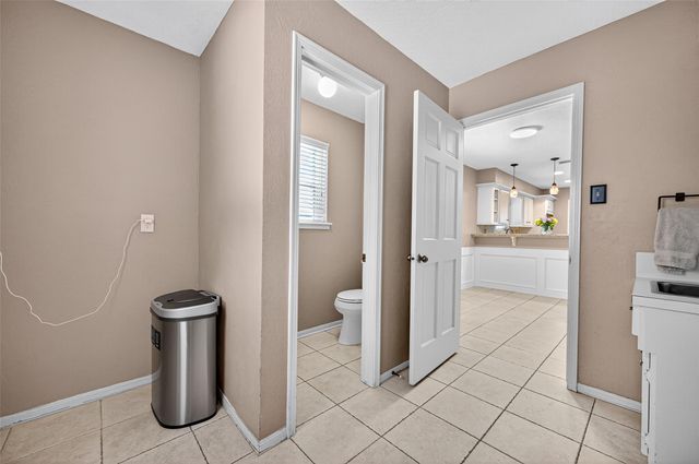 18307 Harrow Hill Drive, Houston, TX 77084