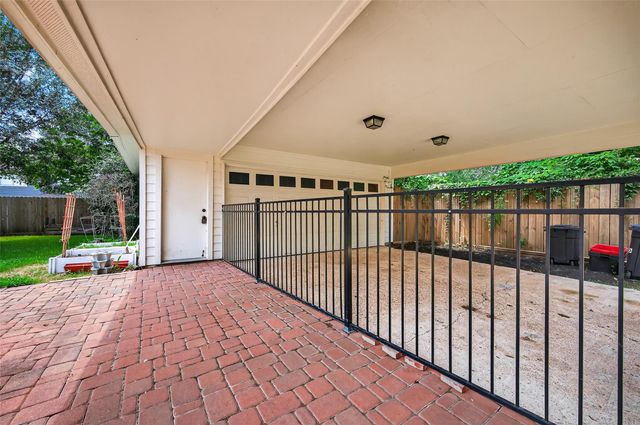 18307 Harrow Hill Drive, Houston, TX 77084