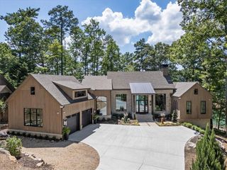 9330 Lisa Circle, Gainesville, GA 30506