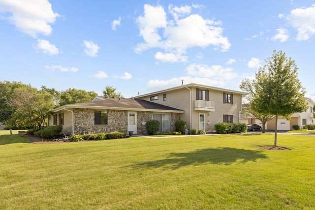 117 Cotuit Court, Schaumburg, IL 60193
