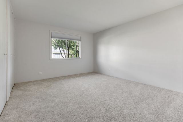 117 Cotuit Court, Schaumburg, IL 60193