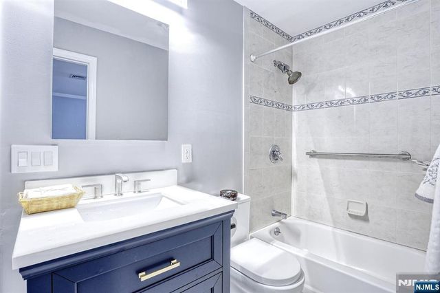 420 Central Avenue, Ramsey, NJ 07446