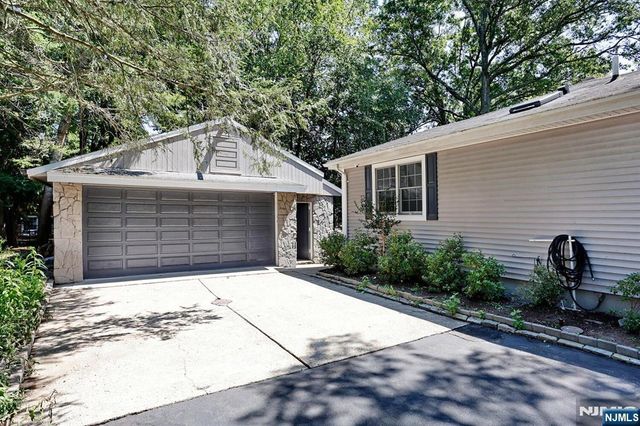 420 Central Avenue, Ramsey, NJ 07446