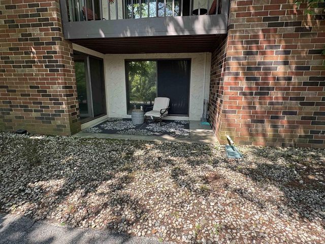 2470 W Good Hope Road #168, Glendale, WI 53209