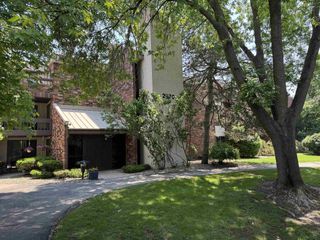 2470 W Good Hope Road #168, Glendale, WI 53209