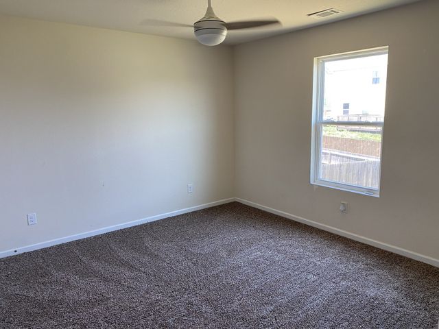 2308 Bee Hive Dr, Columbia, TN 38401