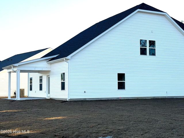 1152 Forest Bend Drive NW, Calabash, NC 28467