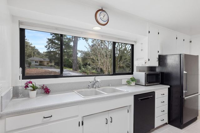 2914 Colton Road, Pebble Beach, CA 93953