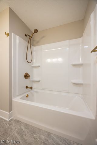 522 Catlin Drive, Richmond Heights, OH 44143