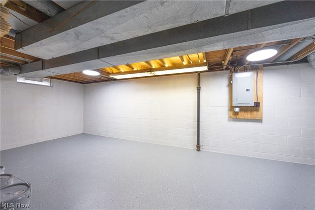 522 Catlin Drive, Richmond Heights, OH 44143