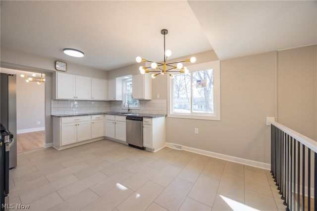 522 Catlin Drive, Richmond Heights, OH 44143