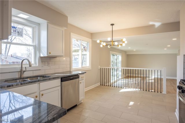 522 Catlin Drive, Richmond Heights, OH 44143