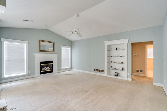 4325 Greenway Trail Street NW, Massillon, OH 44647