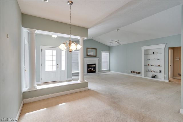 4325 Greenway Trail Street NW, Massillon, OH 44647