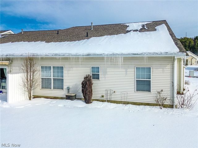 4325 Greenway Trail Street NW, Massillon, OH 44647