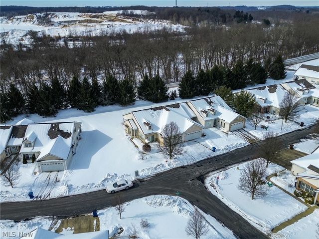 4325 Greenway Trail Street NW, Massillon, OH 44647