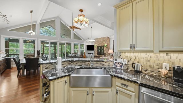 33 Eagle Nest Road, Graysville, TN 37338