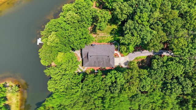 33 Eagle Nest Road, Graysville, TN 37338