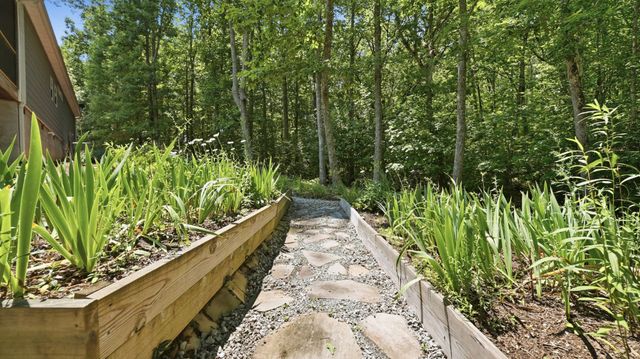 33 Eagle Nest Road, Graysville, TN 37338