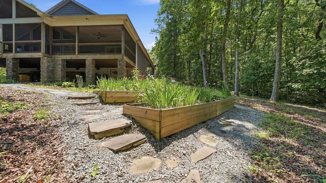 33 Eagle Nest Road, Graysville, TN 37338