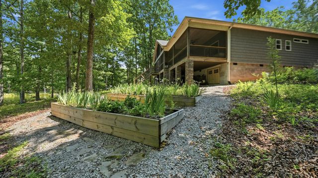 33 Eagle Nest Road, Graysville, TN 37338