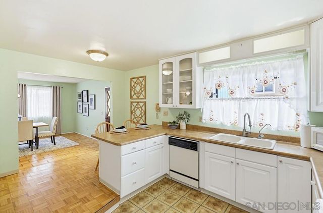 9832 Estrella Drive, Spring Valley, CA 91977