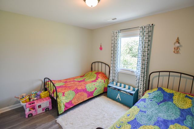 2870 Chinquapin Lane, Clarksville, TN 37043