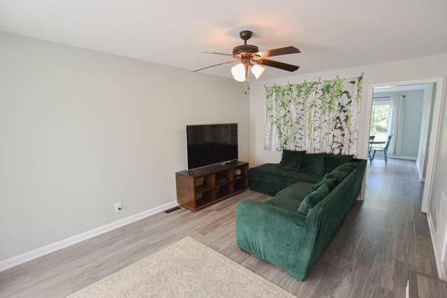 2870 Chinquapin Lane, Clarksville, TN 37043