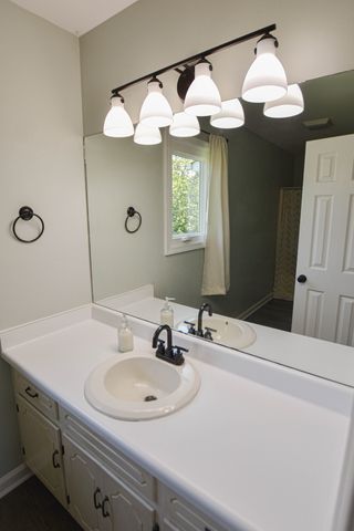 2870 Chinquapin Lane, Clarksville, TN 37043