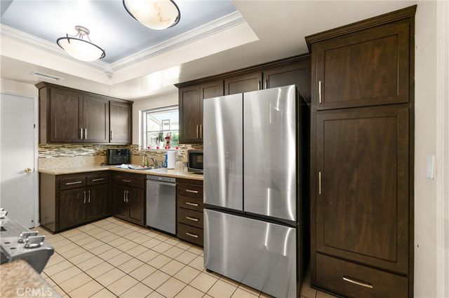 2324 Dana Ct, Claremont, CA 91711