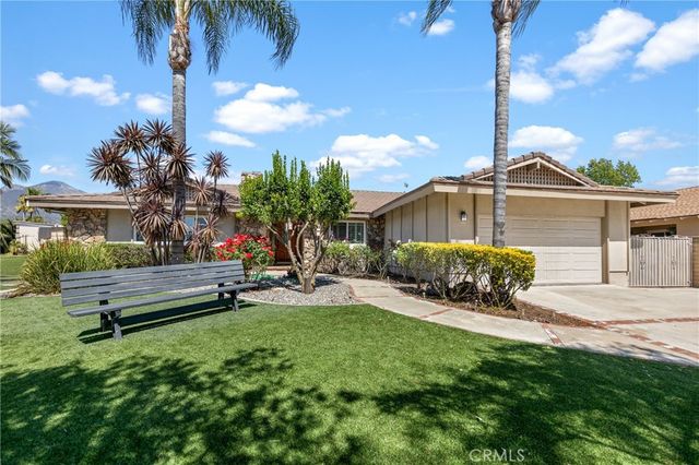 2324 Dana Ct, Claremont, CA 91711