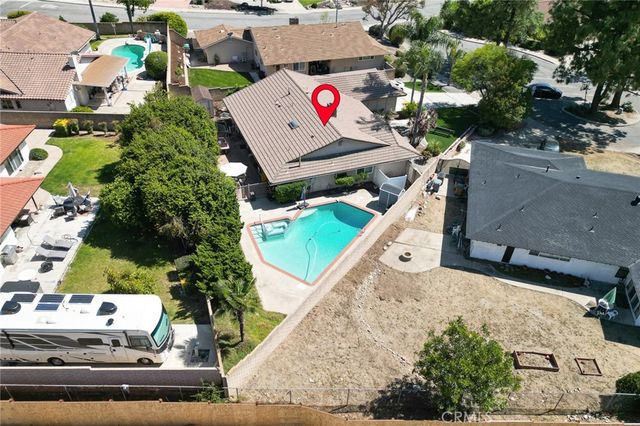 2324 Dana Ct, Claremont, CA 91711