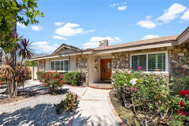 2324 Dana Ct, Claremont, CA 91711