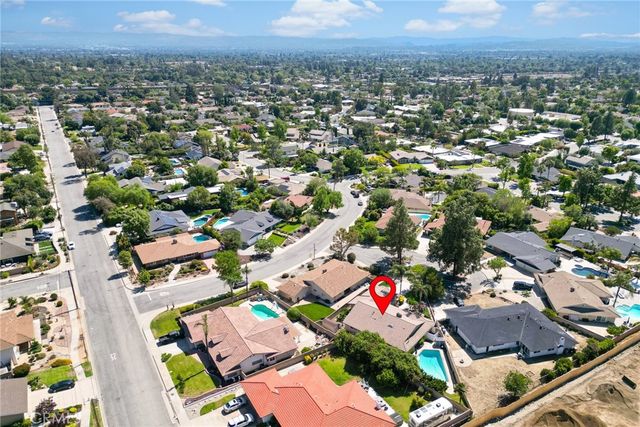 2324 Dana Ct, Claremont, CA 91711