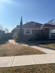 1758 Castille Drive, Carrollton, TX 75007