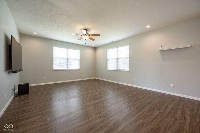 72 Briarwood Court, Greencastle, IN 46135