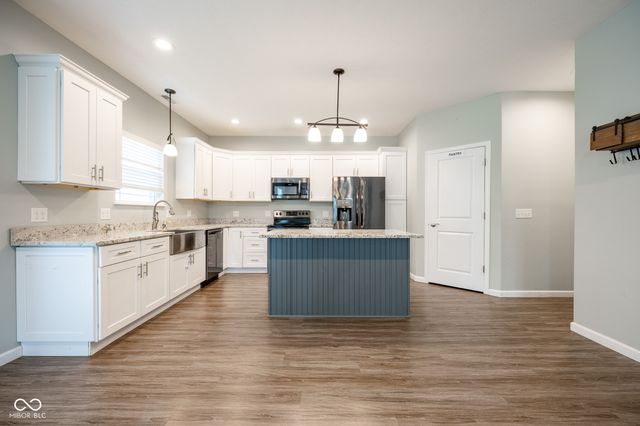 72 Briarwood Court, Greencastle, IN 46135