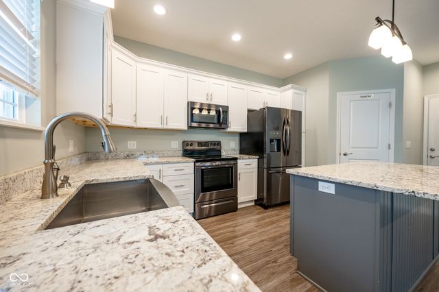 72 Briarwood Court, Greencastle, IN 46135