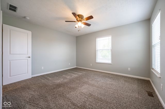 72 Briarwood Court, Greencastle, IN 46135