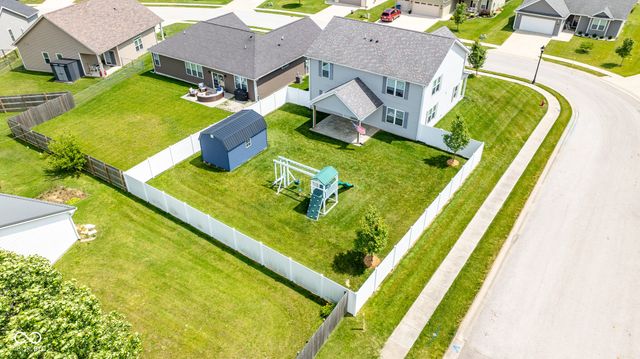 72 Briarwood Court, Greencastle, IN 46135