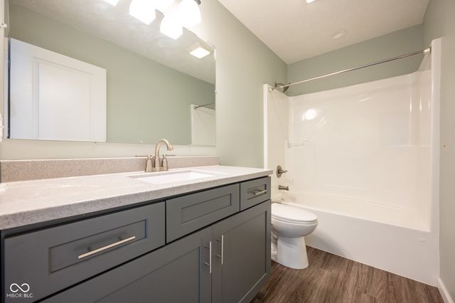72 Briarwood Court, Greencastle, IN 46135