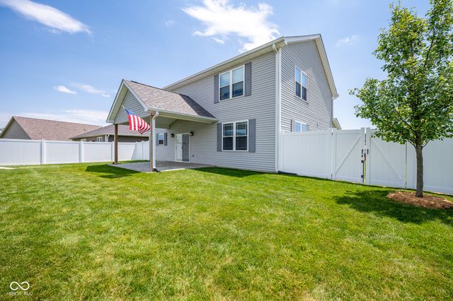 72 Briarwood Court, Greencastle, IN 46135