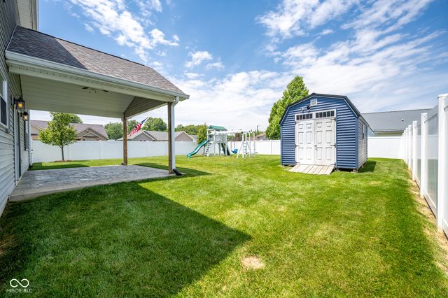 72 Briarwood Court, Greencastle, IN 46135
