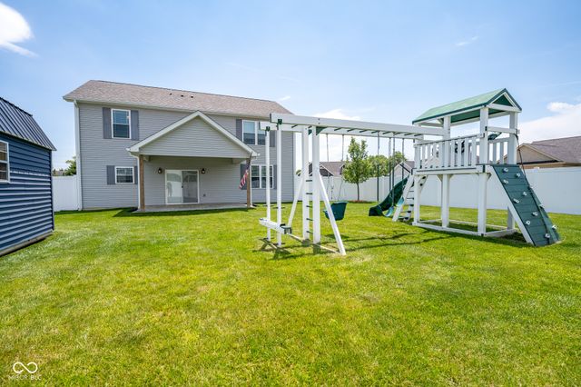 72 Briarwood Court, Greencastle, IN 46135