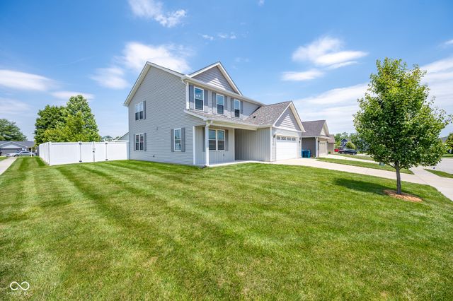 72 Briarwood Court, Greencastle, IN 46135