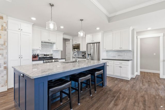 8849 Moonbug Lane, Manhattan, KS 66502