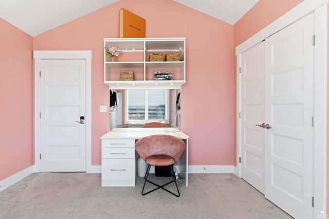 8849 Moonbug Lane, Manhattan, KS 66502