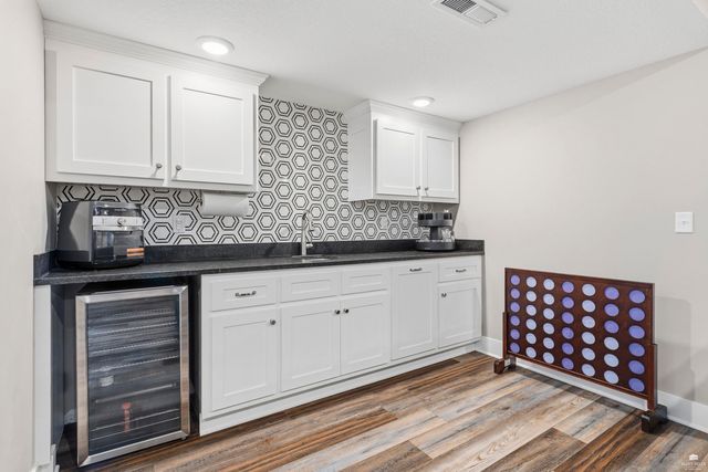 8849 Moonbug Lane, Manhattan, KS 66502