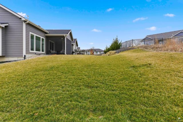 8849 Moonbug Lane, Manhattan, KS 66502